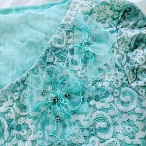 Xinxin small blue lace flower top